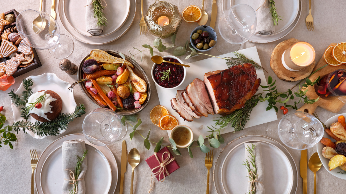 Tinsel, Turkey, and Tactics: Mastering Healthy Holiday Eating